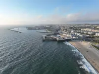 Oceanfront Escape - Steps to Beach - Stunning Views & Balcony