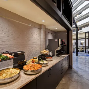 Embassy Suites by Hilton Montgomery Hotel & Conference Center