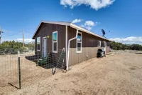 Kingman Vacation Rental w/ Private Yard & Fire Pit - parking