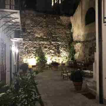 Lovely Apartment with Patio Hotel Exterior