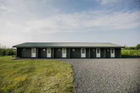 The Hill Guesthouse Отели в г. Reykholt