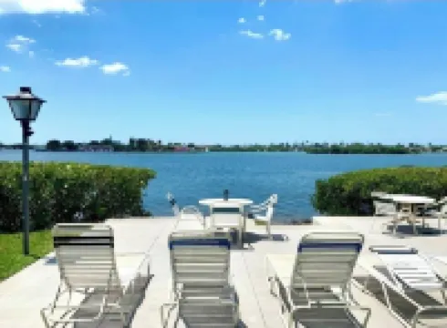 Beach Escape in 10 Minutes!