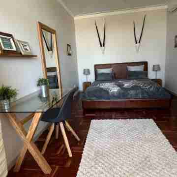 Cozy vacation apartment in Somerset West Rooms