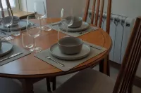 Seaside retreat, just steps from sea at Seabreeze Cottage, Seatown, Gardenstown فنادق في Gardenstown