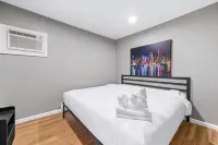 Modern Comfort and Easy NYC Transit Access - Stylish Escape فنادق في Bayonne