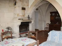 Le Mas de Lucien between Arles, Nimes and Avignon Hotels in Beaucaire