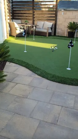 Luxury Spa Resort: Pool, Jacuzzi, Sauna, Waterfalls, Koi Pond, Putting Greens Отели в г. Помона