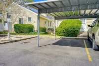 Charming 3-bedroom townhome with WiFi and AC in West Valley City