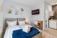 Vorstadtoase für 2 - 2023 eröffnet - Netflix, Parken, Queensize-Bett, Nähe BER Các khách sạn ở Eichwalde
