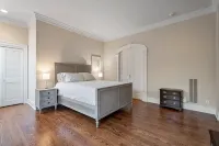 Luxurious house near Cornell campus with lake views and incredible sunsets.