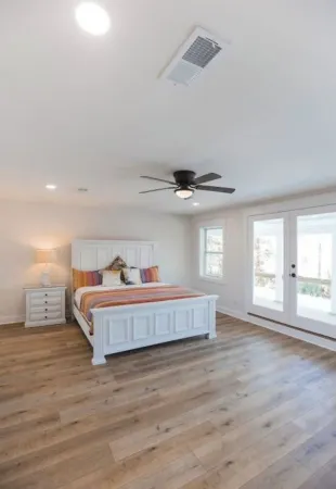 Boater’s Paradise! Waterfront 4/2 with deep water dock! Easy access to beaches!