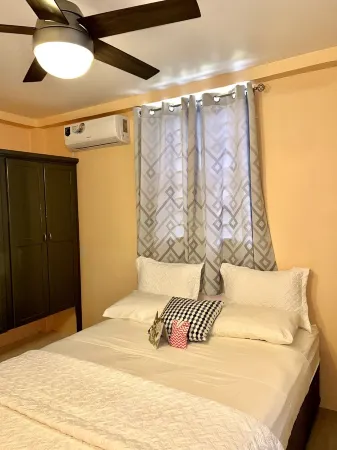 Hidden, A Gem, Rental vehicle available Отели в г. Choc