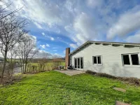 靠近奧爾特河和城鎮中心的別墅