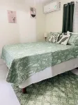 Chic 1-bedroom apartment with AC, WiFi in central  New  Kingston area
