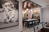 Hilton St. Louis at The Ballpark - bar