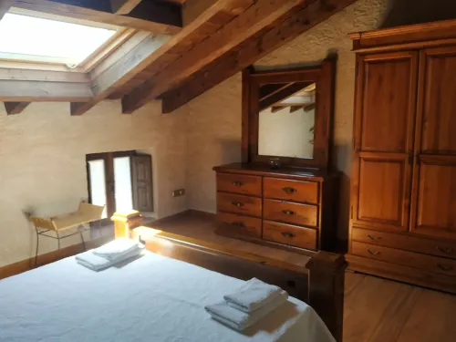 La Casería I y II, Antiguo Convento Restaurado en un Pueblito de Segovia