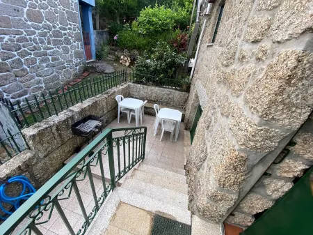 Rural House Near Gerês Natural Park - Casa Araujo de Sousa Отели в г. Гондориш