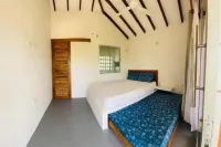 Cabaña Cerca al Mar con Pisicina y AC en Tolú