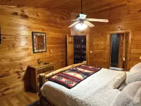 Close to Downtown • Luxury Cabin • Hot Tub • GeoDome and More!