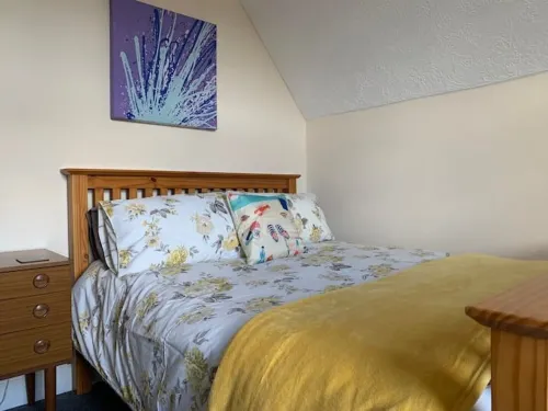 Flat, amazing balcony sea view, bike store, garden