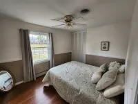 Comfy Mechanicsville rancher with entertainment for all age groups!