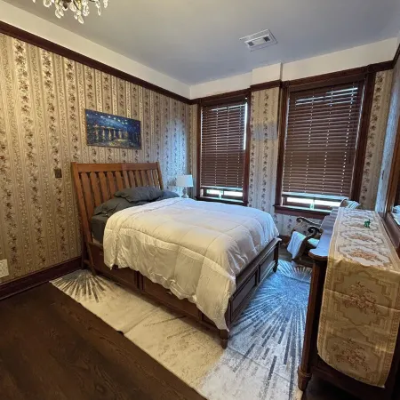 Spacious 3-bedroom apartment with WiFi, AC in charming Ripley