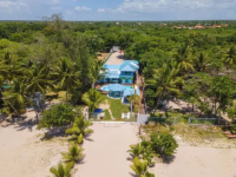 Spectacular Beach front villa, 5 bedrooms... a piece of paradise Hotels in 