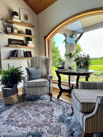 As Seen on HGTV - City Escape Ranch with Sauna, Gym & Soul-Soothing Vibes