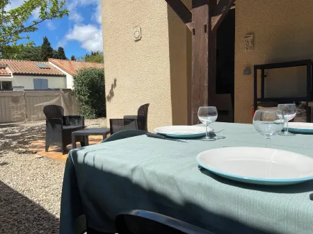 House 350 m from the beach pets welcome Отели рядом с достопримечательностью «Camping Le Palais De La Mer | Camping Sainte-Marie-la-Mer»