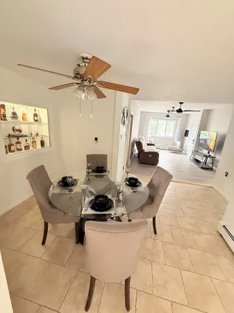 Marvelous 2-bedroom house with AC in Queens close to Jfk airport Отели рядом с достопримечательностью «Заказник Джамайка Бэй»