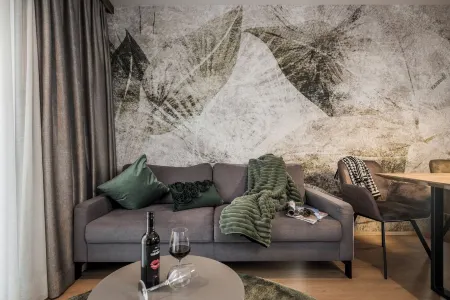 Alpen Resort Schrofenblick- Studio Apartment