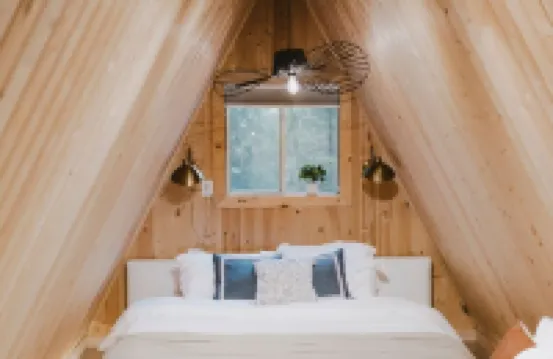 Newly Renovated/Hot Tub/Fire Pit/A Frame/BBQ/King