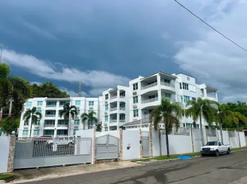 Catch Some Waves and Chill, with High Speed Wi-fi, Washer & Dryer.