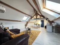 The armory Hotels in Sens