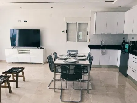 Villa with swimming pool not overlooked