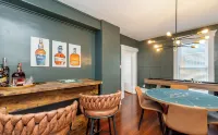 The Old Fashioned - 4Br Colorful Bourbon Retreat - 2.5 Miles to Buffalo Trace