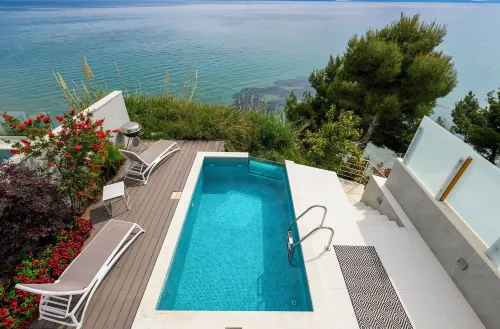 Gallery Luxury Suites & Rooms-Only Adults