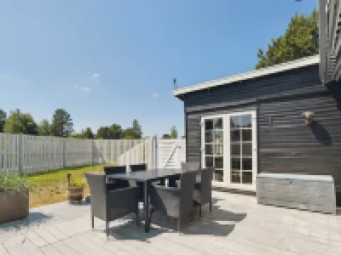 "Haidi" - 300m from the Sea