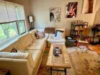 Secluded Home-Away-from-Home with Cook's Kitchen, Serving Ann Arbor & Ypsilanti Hotels in Pittsfield Charter Township