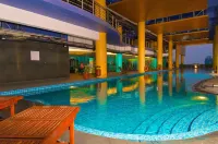 Merlynn Park Hotel - Romantic
