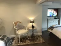 Old Thatch Bambers Green