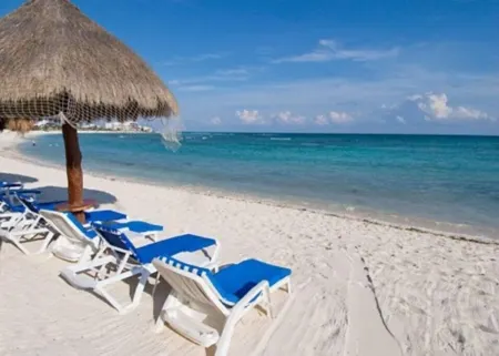 Condo Mirage # 2 by Ecobeaches