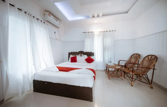 芒羅湖島度假村