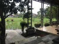 Lotus 2 Guest House