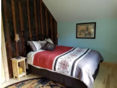 Whole house for Relaxing Couple or Family Retreat