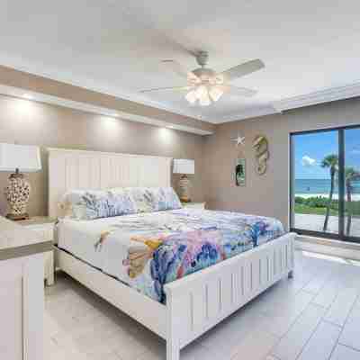 Sundial B306--Direct Beachview, Newly Renovated, Steps to Beach Rooms