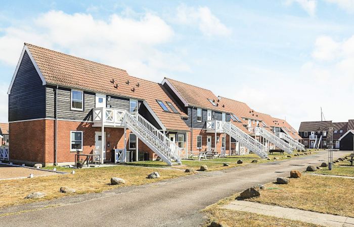6 person holiday home on a holiday park in Borre