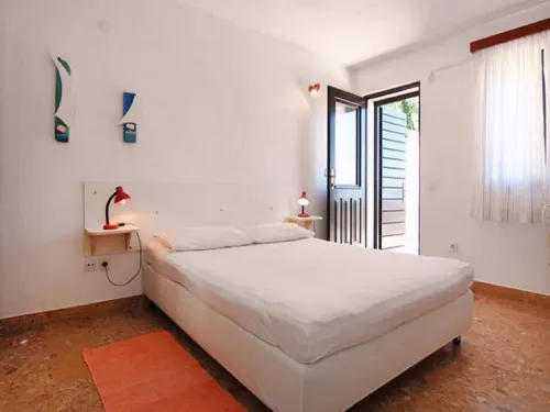 Apartments Nadia - Studio Apartment with Terrace - Hot Tub
