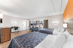 Econo Lodge Cranston - Providence