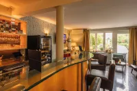 期巴倫托爾飯店